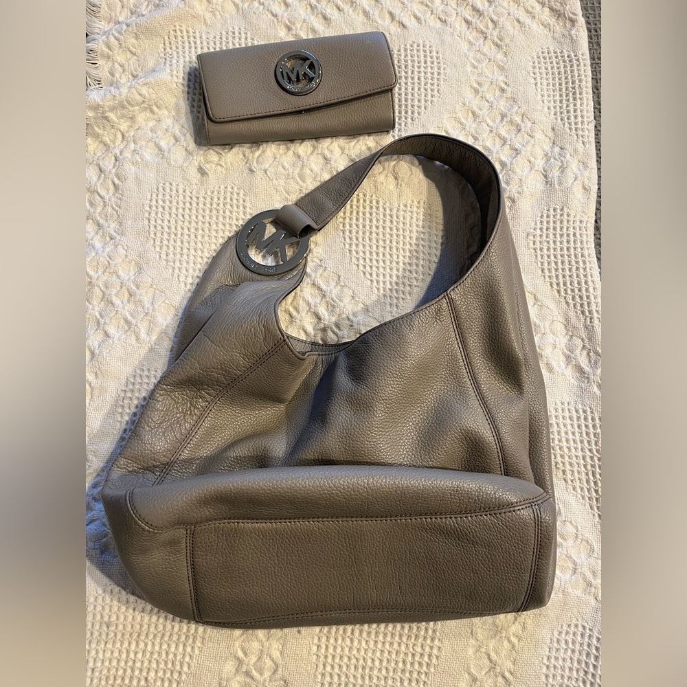 Michael Kors Fulton bag with matching wallet